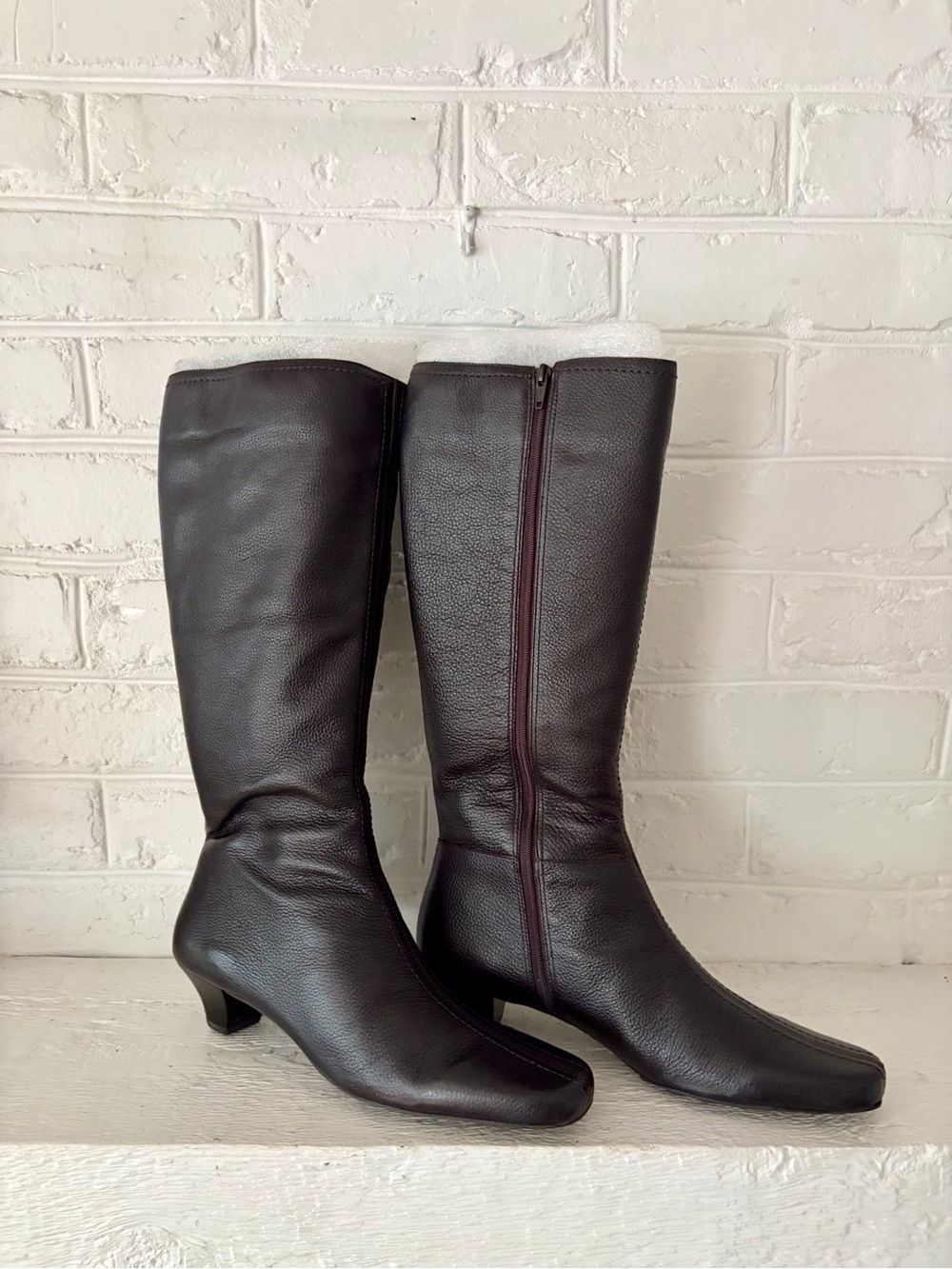 Eddie Bauer Women's DarkBrown Leather Knee High Riding Boots Zip Square Toe US 9